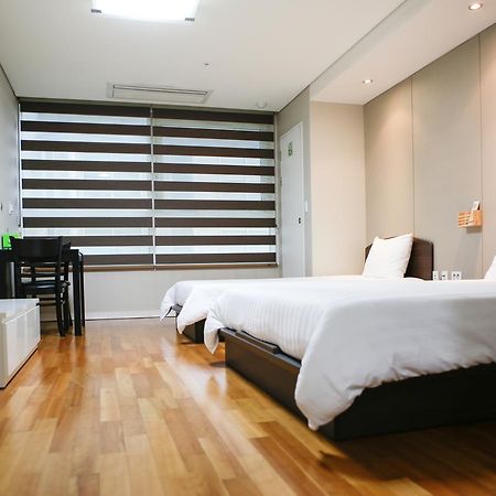 Hostel Coco Seoul Exteriör bild