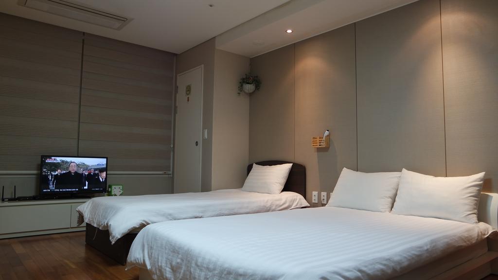 Hostel Coco Seoul Exteriör bild