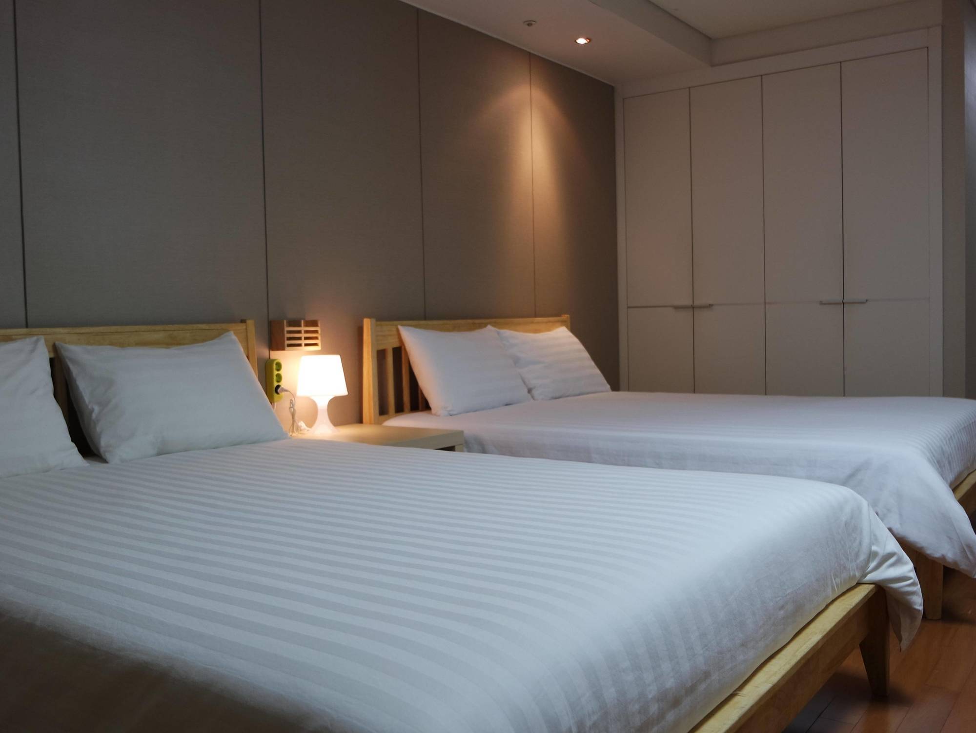 Hostel Coco Seoul Exteriör bild
